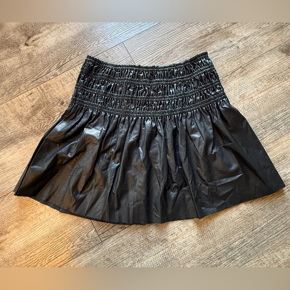 AUREUM Black Mini Skirt